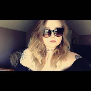 Meet your Posher, Tabitha